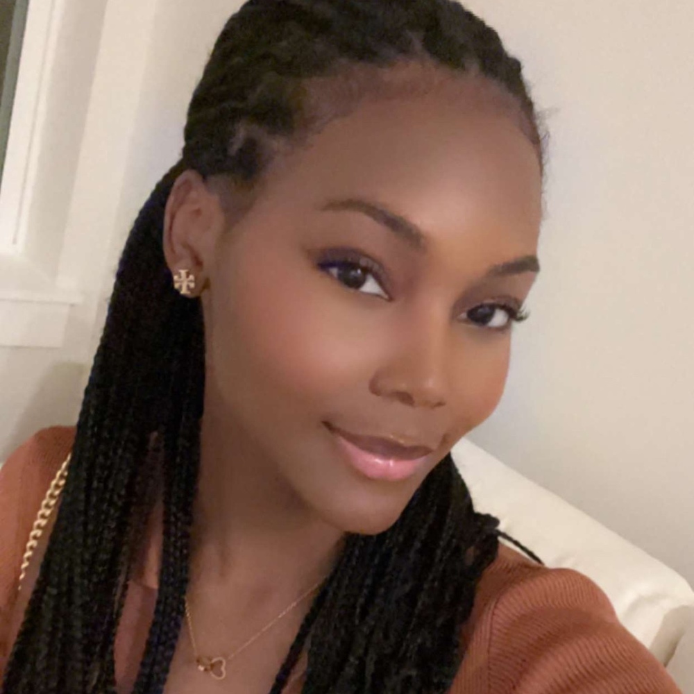 Meet your Posher, Toni-ann